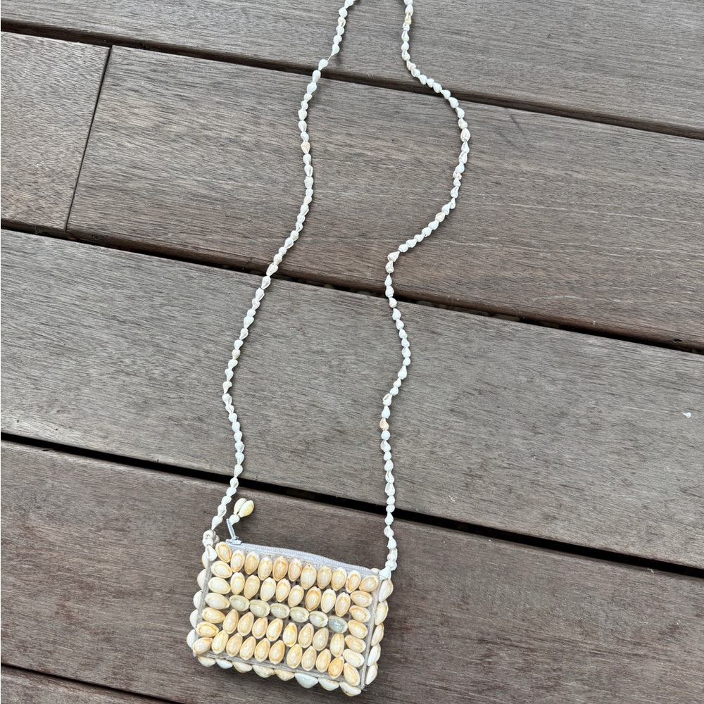 VINTAGE Mini Shell Bag 🐚 - Picture 2 of 3